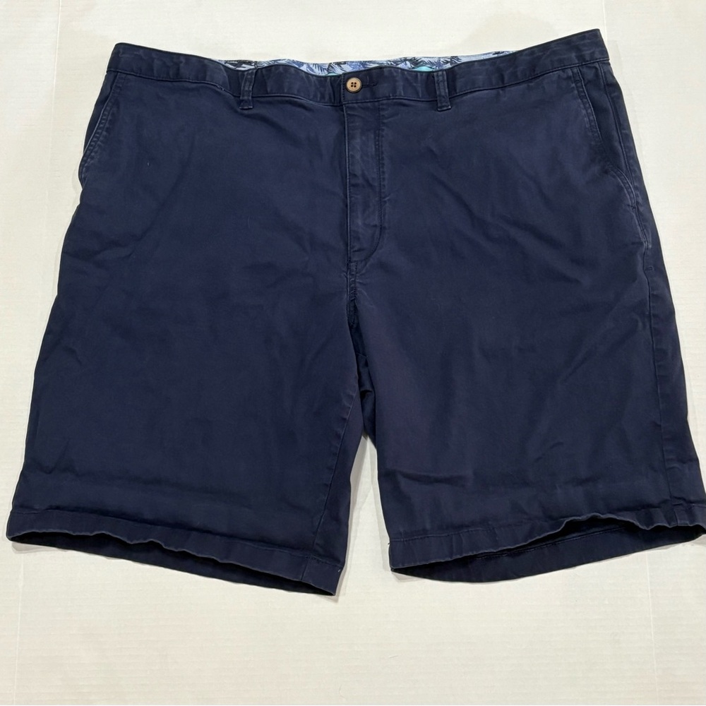 Tommy Bahama Navy Blue Khaki Chino Casual Shorts Men’s Sz 44 Lg - 10” Inseam